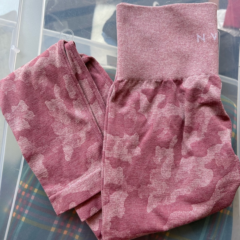 NVGTN Camo Leggings